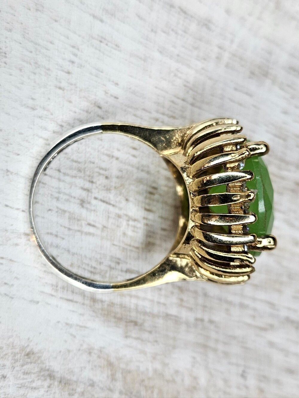 Vintage Sterling Silver Bronze Green Glass Cocktail Ring Size 8 Round Art Deco - Picture 9 of 12